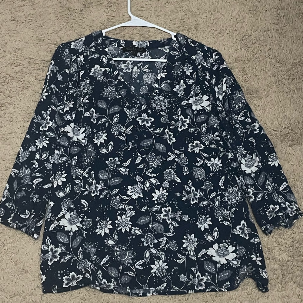 Blue and white floral top